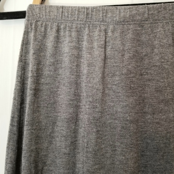Brandy Melville Heather Gray Jersey Maxi Skirt - Picture 4 of 5